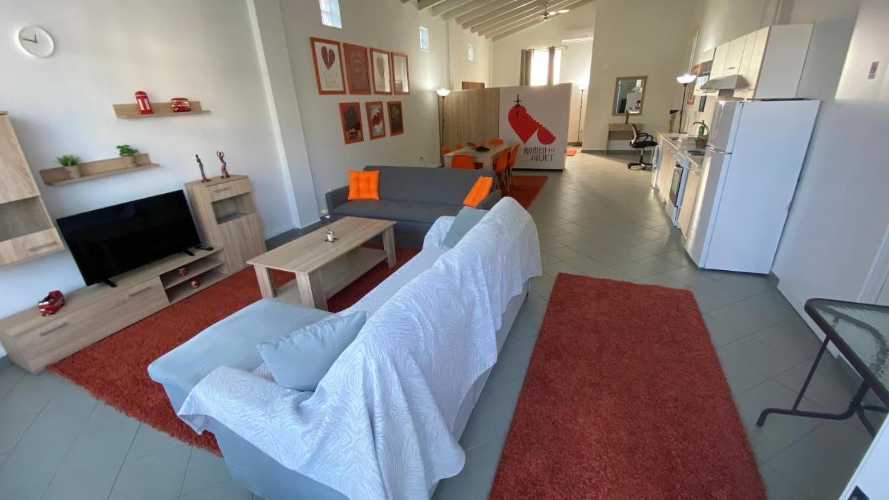 شقة Patras Romeο House المظهر الخارجي الصورة